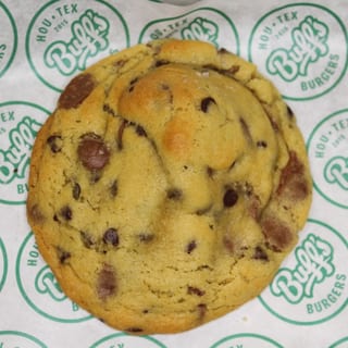 Homemade Chocolate Chip Cookie